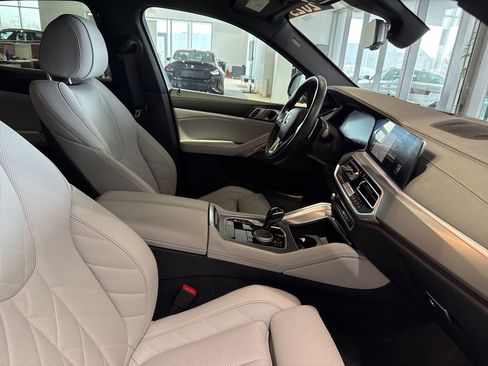 Certified 2023 BMW X6 xDrive40i w/ Premium Package image 25