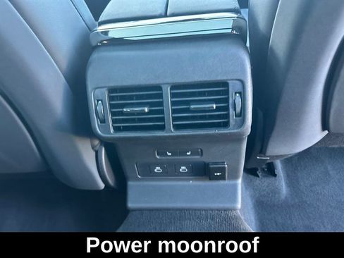 Used 2025 Land Rover Range Rover Velar Dynamic SE AWD/4WD image 29