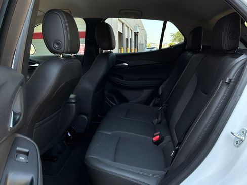 Used 2025 Buick Encore GX Preferred FWD image 11