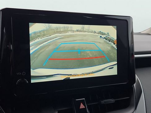 Used 2024 Toyota Corolla LE image 8