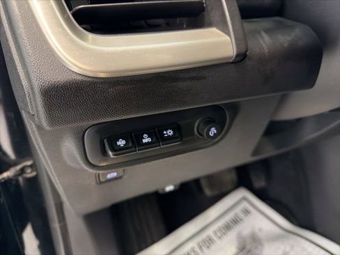 Used 2023 GMC Terrain Denali w/ Denali Premium Package image 23