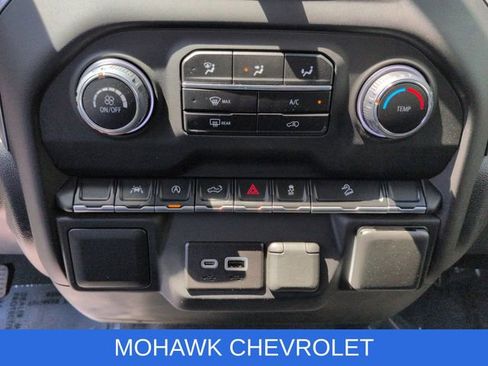 Used 2022 Chevrolet Silverado 1500 Custom Trail Boss w/ Midnight Edition AWD/4WD image 19