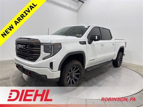 Used 2022 GMC Sierra 1500 AT4X image 3
