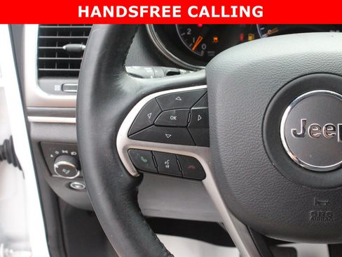 Used 2019 Jeep Grand Cherokee Limited AWD/4WD image 16