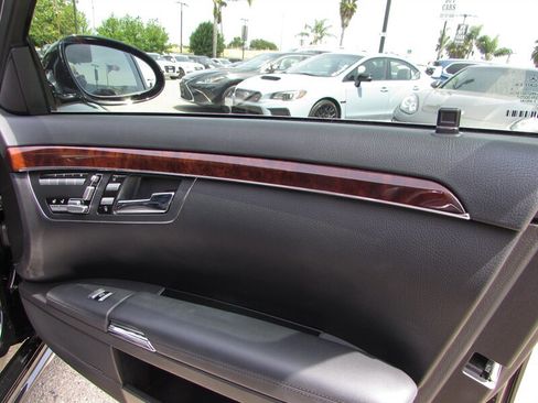 Used 2007 Mercedes-Benz S 550 image 25