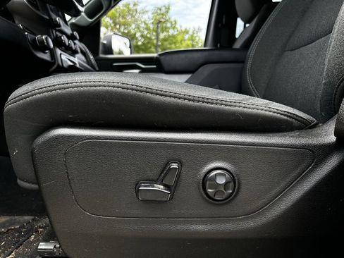 Used 2020 RAM 1500 Lone Star RWD image 28