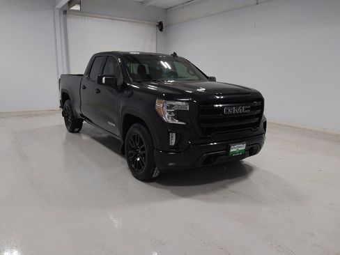 Used 2020 GMC Sierra 1500 Elevation w/ Elevation Value Package image 13