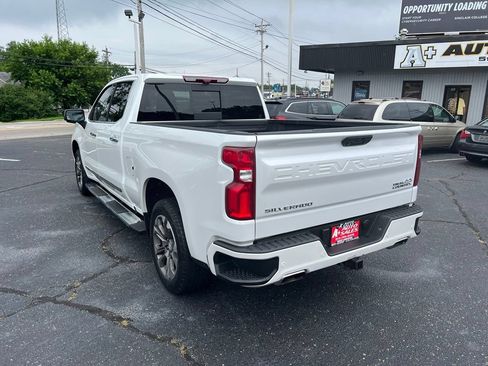 Used 2022 Chevrolet Silverado 1500 High Country w/ Technology Package AWD/4WD image 8