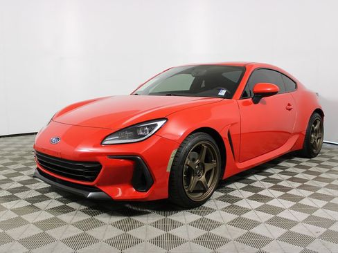 Used 2023 Subaru BRZ Limited image 3
