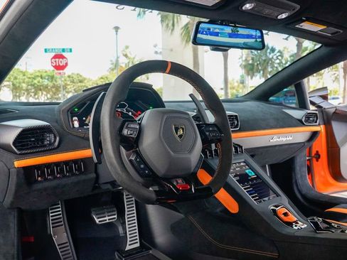 Used 2022 Lamborghini Huracan STO image 55