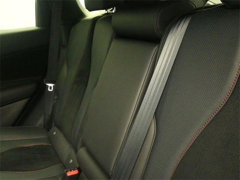 Used 2023 Acura RDX A-Spec image 11