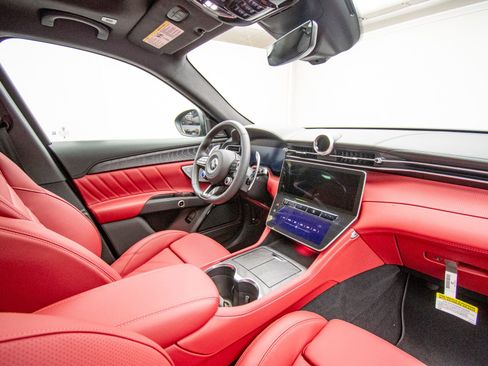 New 2026 Maserati Grecale Modena image 12