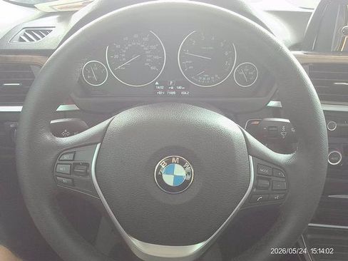 Used 2014 BMW 328i xDrive Sedan AWD/4WD image 11