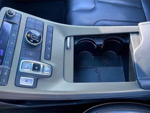 Used 2022 Hyundai Palisade Calligraphy image 18