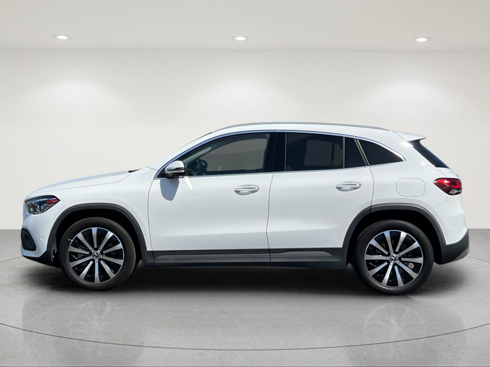 Certified 2023 Mercedes-Benz GLA 250 4MATIC image 2