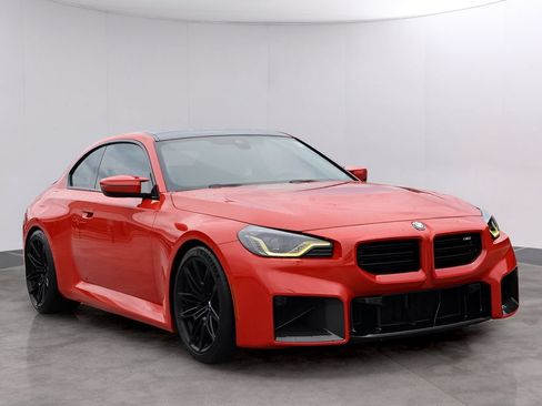 Used 2023 BMW M2 w/ Lighting Package RWD image 3