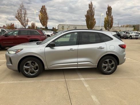 Used 2023 Ford Escape ST-Line w/ Tech Pack #1 image 5