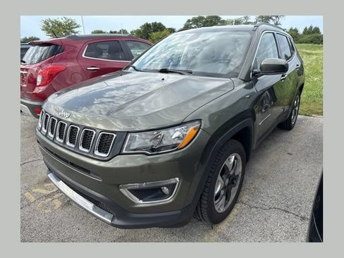 Used 2019 Jeep Compass Limited AWD/4WD image 1