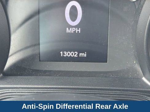 Used 2024 Jeep Gladiator Sport AWD/4WD image 14