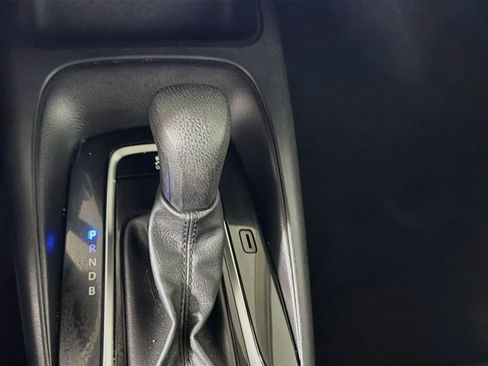 Used 2025 Toyota Corolla LE FWD image 23