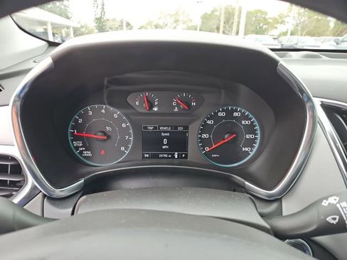 Used 2024 Chevrolet Equinox LS image 17