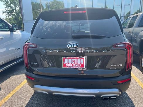 Used 2021 Kia Telluride SX AWD/4WD image 3