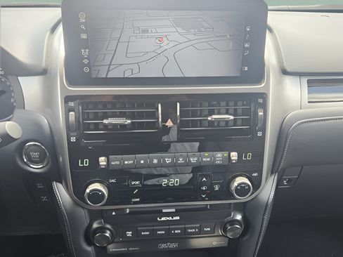 Certified 2023 Lexus GX 460 Luxury w/ Accessory Package AWD/4WD image 17