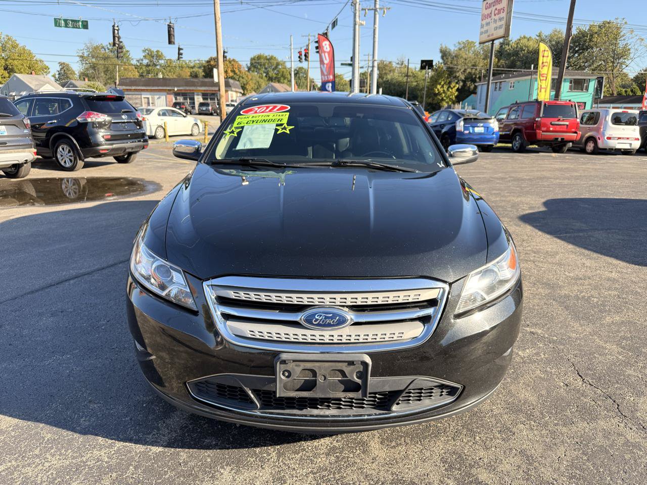 Used 2011 Ford Taurus Limited w/ 301A Rapid Spec Order Code FWD image 2