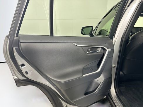 Used 2021 Toyota RAV4 XSE AWD/4WD image 27
