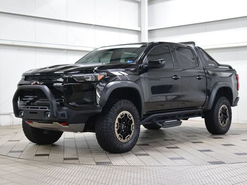 Used 2023 Chevrolet Colorado ZR2 w/ Desert Boss Special Edition AWD/4WD image 3
