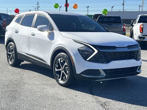 Used 2023 Kia Sportage EX image 28