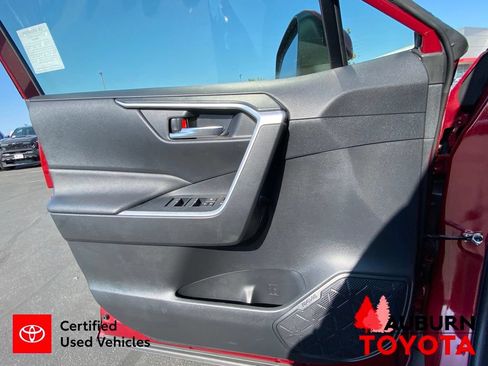 Certified 2022 Toyota RAV4 XLE Premium FWD image 36