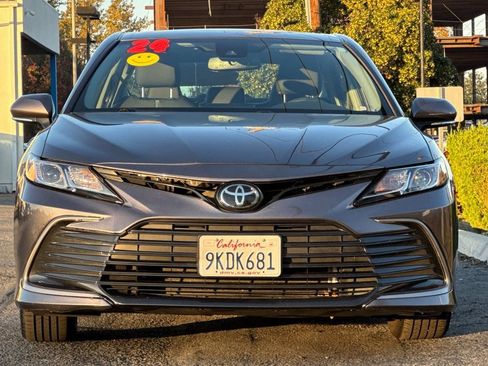 Used 2024 Toyota Camry LE w/ Convenience Package image 8