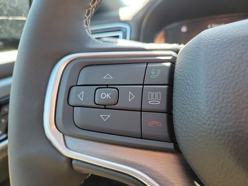 New 2026 Jeep Grand Wagoneer L 2WD image 13