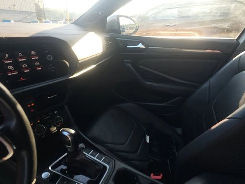 Used 2021 Volkswagen Jetta GLI Autobahn image 5