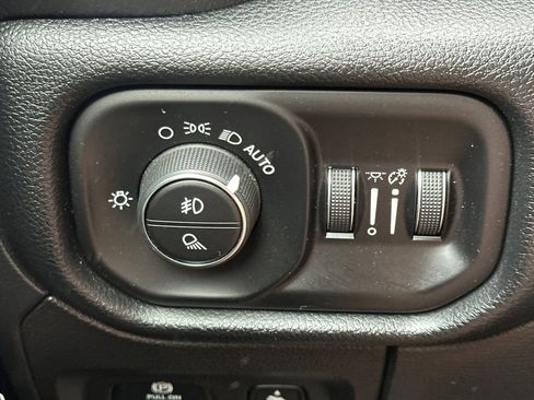 Used 2021 RAM 1500 Laramie w/ Sport Appearance Package image 41