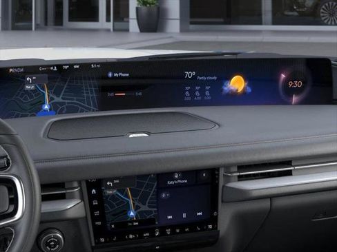 New 2026 Lincoln Navigator L Reserve AWD/4WD image 14