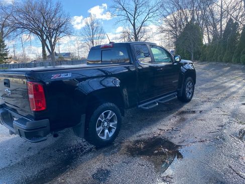 Used 2017 Chevrolet Colorado Z71 image 5