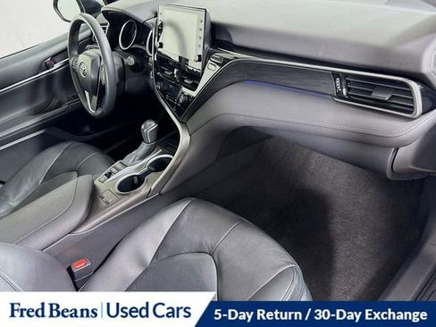 Used 2023 Toyota Camry XLE w/ Navigation Package image 31