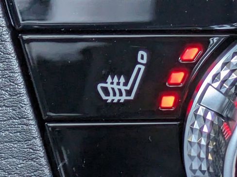 New 2025 Mitsubishi Outlander SE image 27