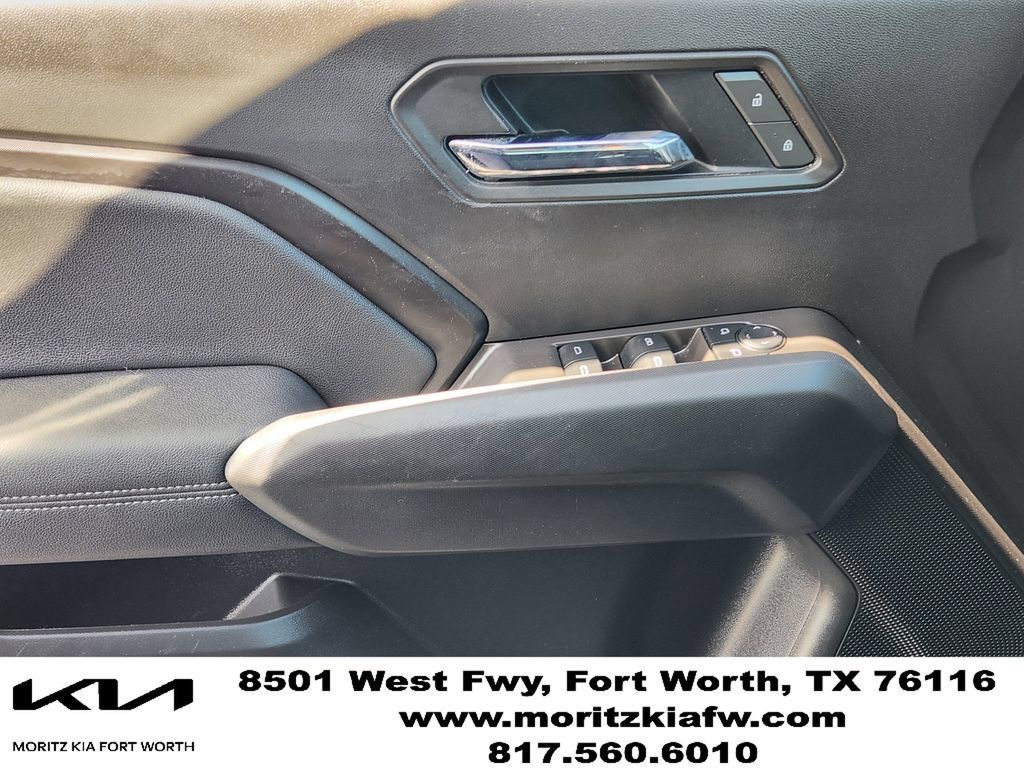 Used 2025 Chevrolet Colorado W/T w/ WT Convenience Package II RWD image 22