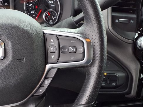 New 2026 RAM 2500 Tradesman AWD/4WD image 7