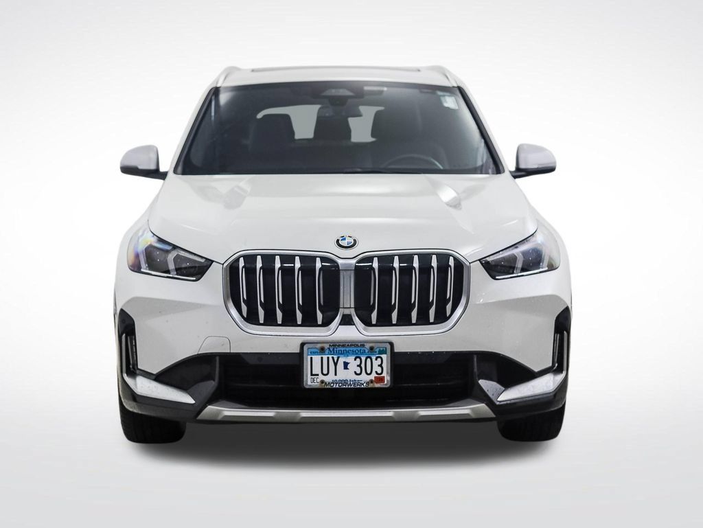 Used 2024 BMW X1 xDrive28i w/ Premium Package AWD/4WD image 8