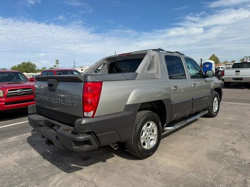 Used 2003 Chevrolet Avalanche 2WD image 11