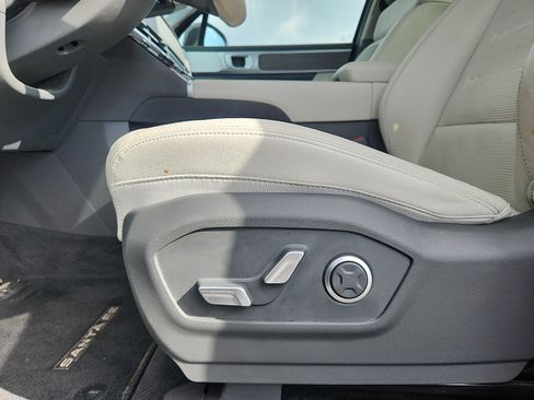 Certified 2024 Hyundai Santa Fe Limited AWD/4WD image 24