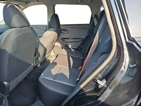 Used 2023 Nissan Rogue SV AWD/4WD image 14