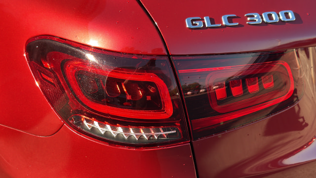 Used 2020 Mercedes-Benz GLC 300 image 32