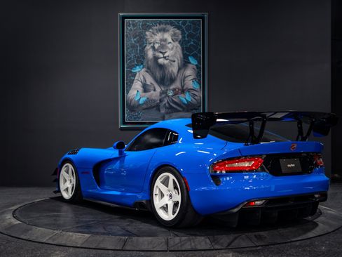 Used 2017 Dodge Viper ACR w/ Extreme Aero Package RWD image 4
