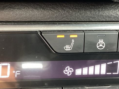 Used 2024 Nissan Sentra SV w/ All-Weather Package FWD image 6
