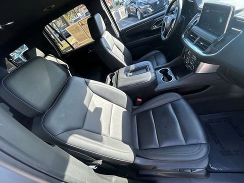 Used 2024 Chevrolet Tahoe LT AWD/4WD image 24